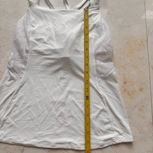 Lululemon White Athletic Tank Top size 6 - Picture 6 of 6